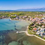 By Interhome * Privlaka (Zadar)